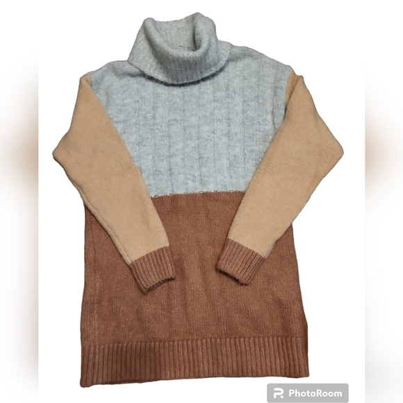 SKIES ARE BLUE Med oversized turtle neck long sweater style 43989 - Picture 5 of 12